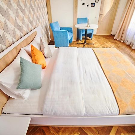 Comfort Apartments In Center Lwów Zewnętrze zdjęcie